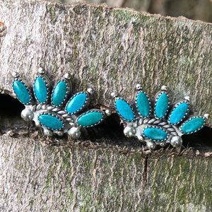 Vintage Sterling turquoise screw back earrings